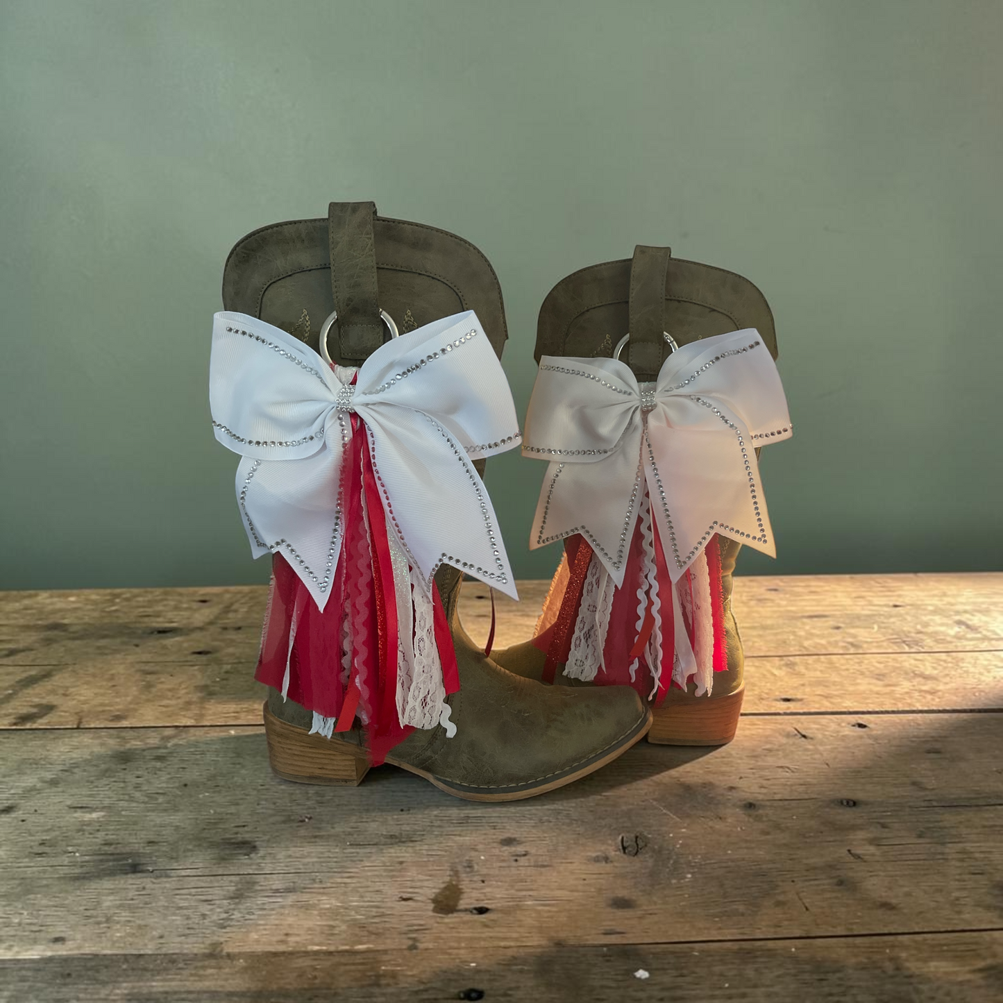 Cardinal Charm Boot Bows